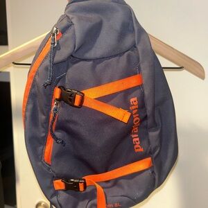 Patagonia Men's Belt Bag in Navy and Orange